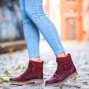 New Confortiva Align Women's Rawnie Burgundy Oiled Cow Suede Ankle Boots